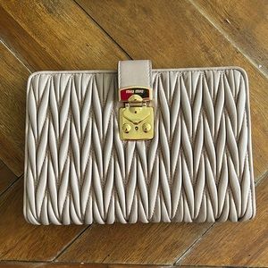 Miu Miu Portadocumenti